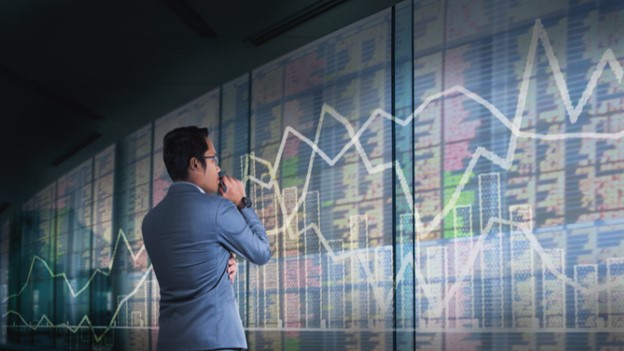 Analyzing Financial Trends and IRR Insights | eFinancialModels What Is The Internal Rate of Return (IRR)?