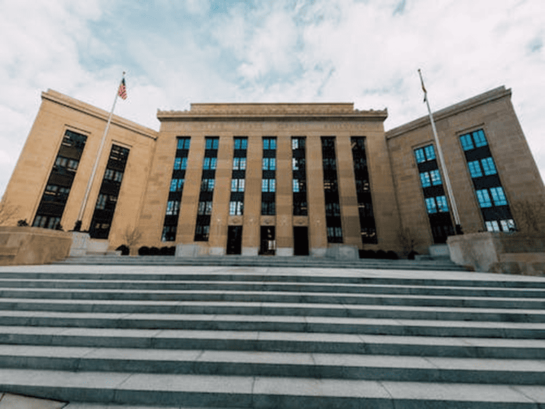 Government Building Representing Financial Institutions | eFinancialModels Exterior view of a governmental building symbolizing financial authority.